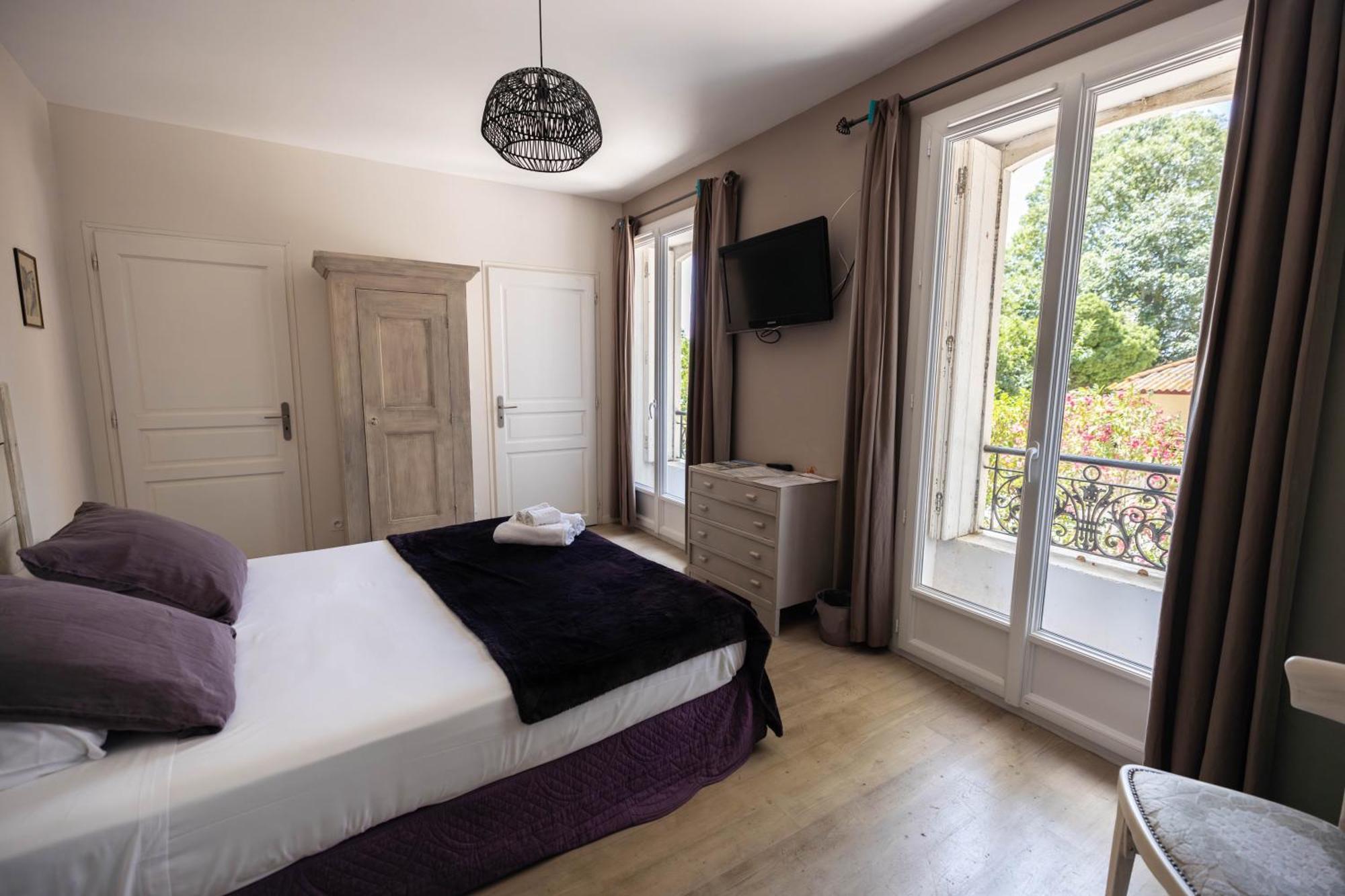 Domaine Castell De Bles Bed & Breakfast Saint-Génis Rom bilde
