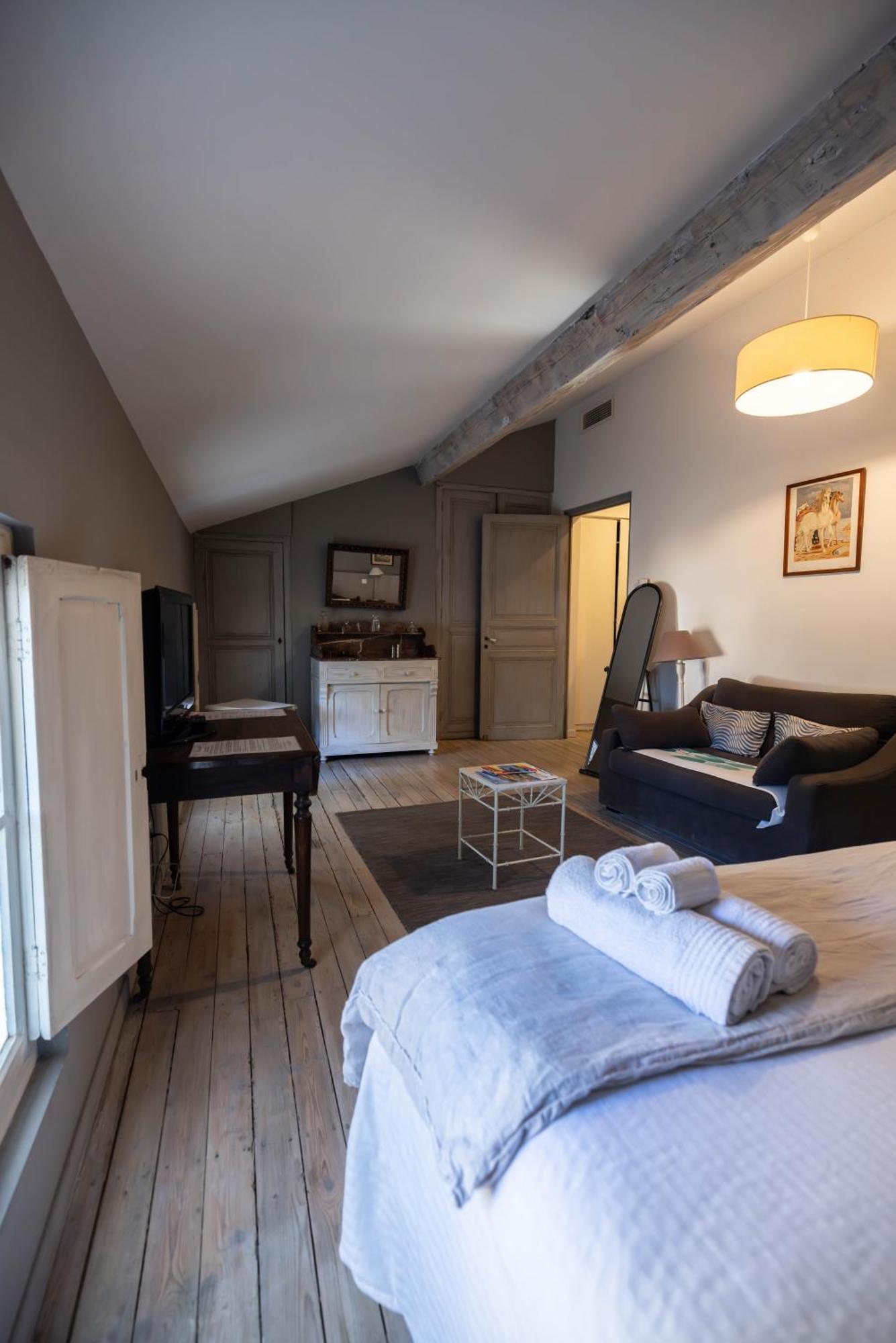 Domaine Castell De Bles Bed & Breakfast Saint-Génis Rom bilde