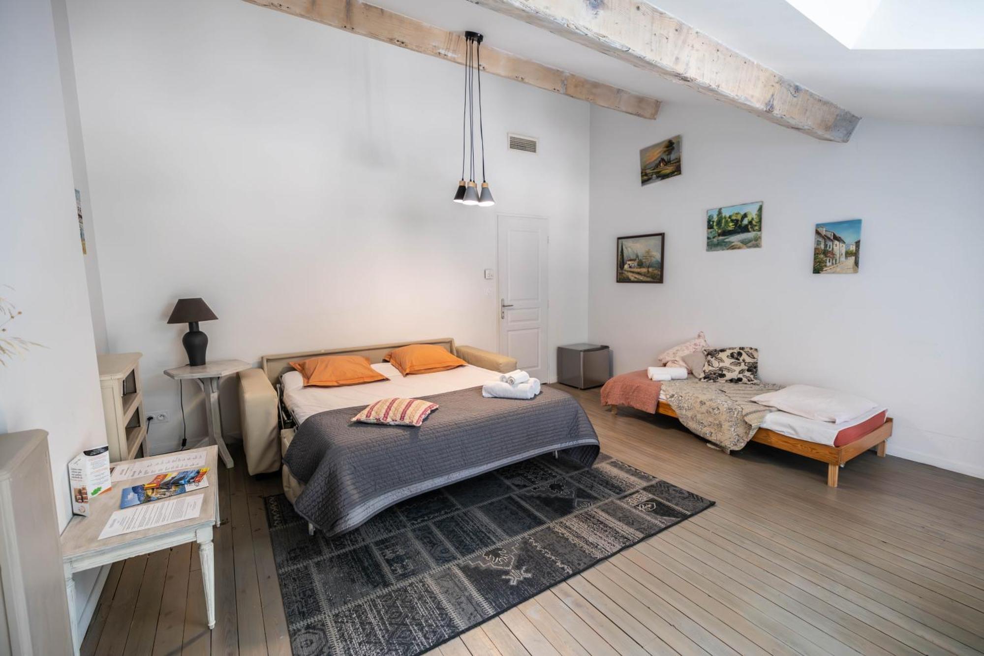 Domaine Castell De Bles Bed & Breakfast Saint-Génis Rom bilde