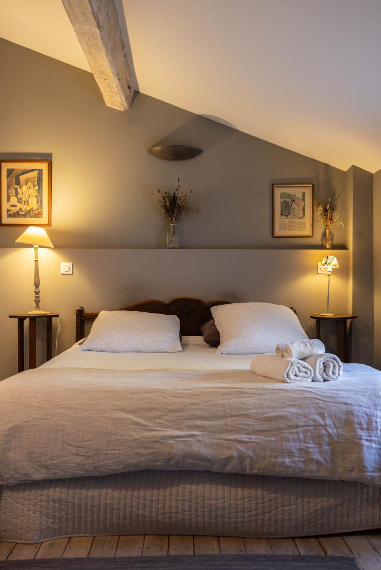Domaine Castell De Bles Bed & Breakfast Saint-Génis Rom bilde